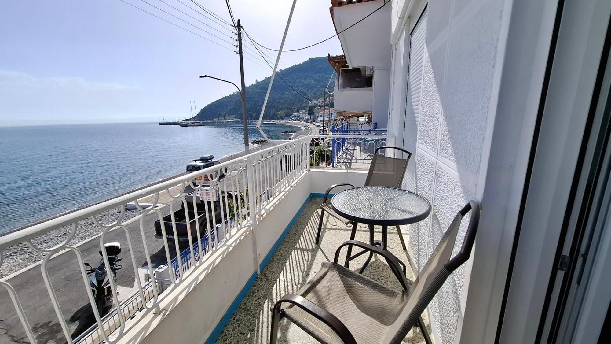 Antonys Apartment Sea View II Tirós Exteriér fotografie
